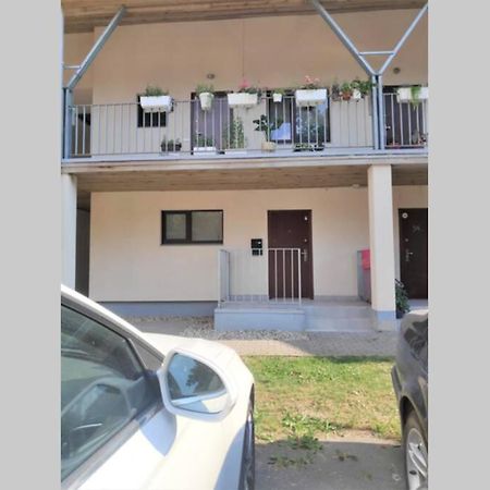 Ferienwohnung Dzivoklis Gimenei 100 Metri No Juras Jūrkalne Exterior foto
